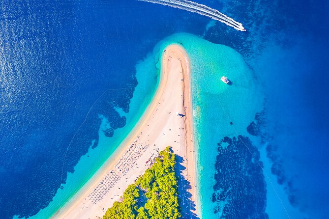 4 Islands Tour from Split to Zlatni Rat, Hvar & Pakleni Islands - Zlatni Rat on Brac: the photo beach, plus real time to use it