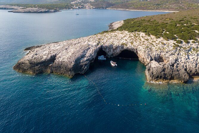 Blue Cave and Town Hvar with 5 Island Boat Tour - Blue Cave on Biševo: the centerpiece and the timing reality