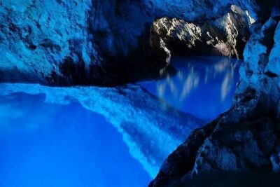 Blue Cave, Hvar and Five islands - Small-Group Tour From Split - The route: what you’ll do between Split, Bisevo, and Hvar