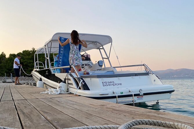 Blue Lagoon and 3 Islands Half Day Tour by Speed Boat - Trogir - Boat Ride Comfort and the Crew’s Role in the Day