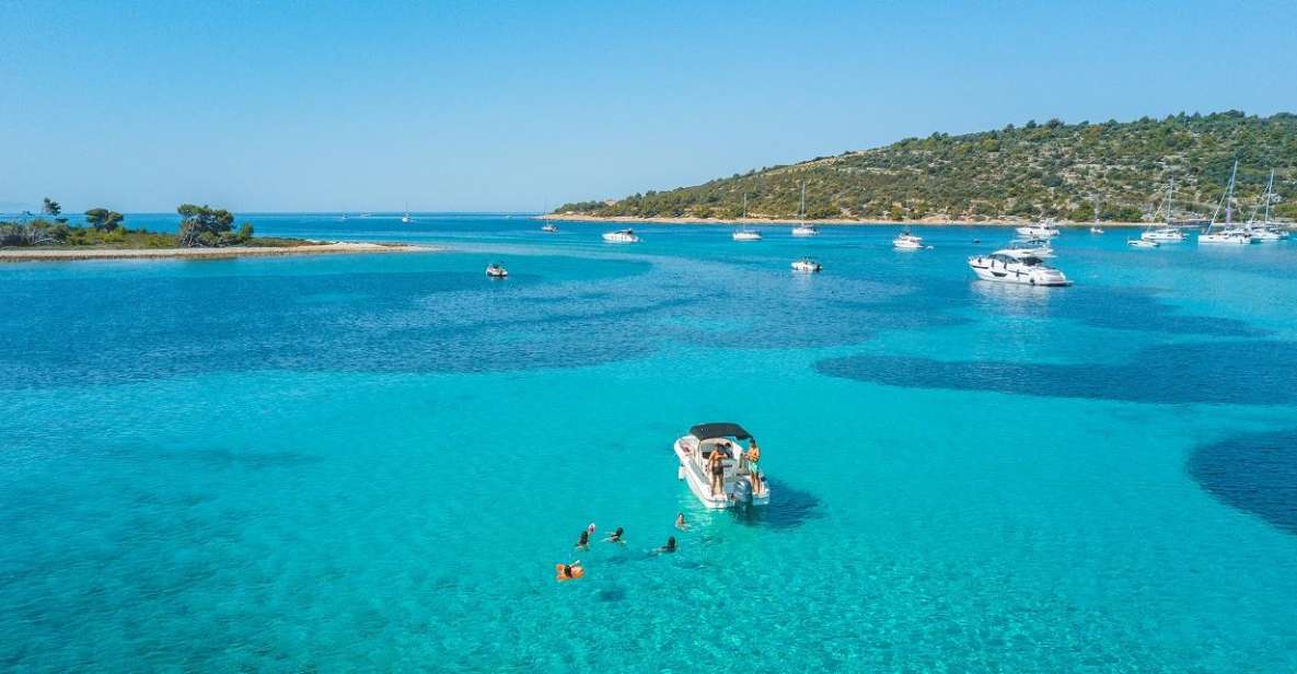 Blue Lagoon and hidden gems of island Šolta - Blue Lagoon Beach: the main event for swimming and snorkeling