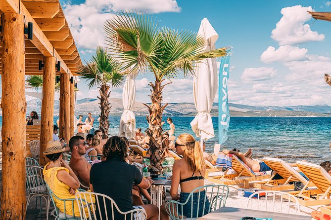 Blue Lagoon Private Tour from Trogir - LUNCH IN THE RESTAURANT INCLUDED - Entering The Day: Historic Trogir to the Blue Lagoon dock
