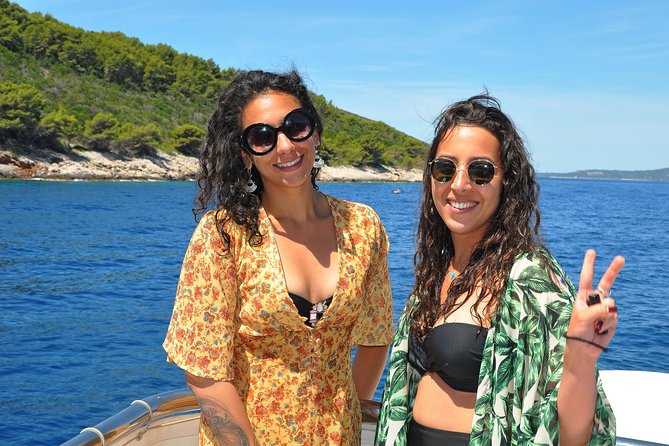 Blue Lagoon Private Tour from Trogir - LUNCH IN THE RESTAURANT INCLUDED - Blue Lagoon time: swimming and snorkeling with gear included