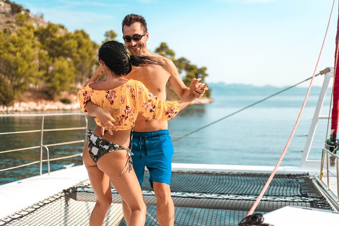 Blue Lagoon, Trogir & Čiovo catamaran tour with Food and Drinks - Boat comfort, toilets, and the music-and-dancing vibe