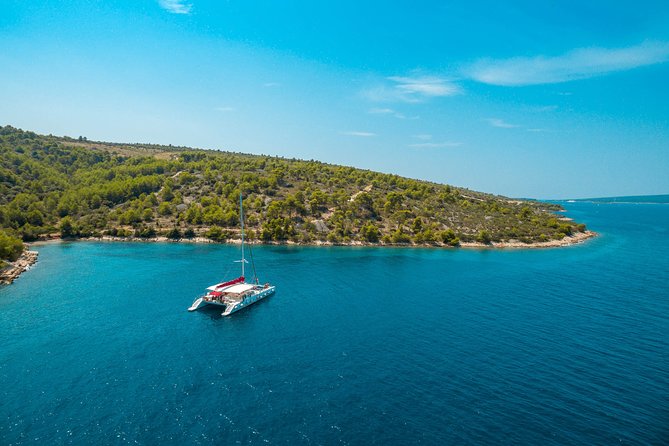Blue Lagoon, Trogir & Čiovo catamaran tour with Food and Drinks - How much time you spend cruising (and why that can still be worth it)