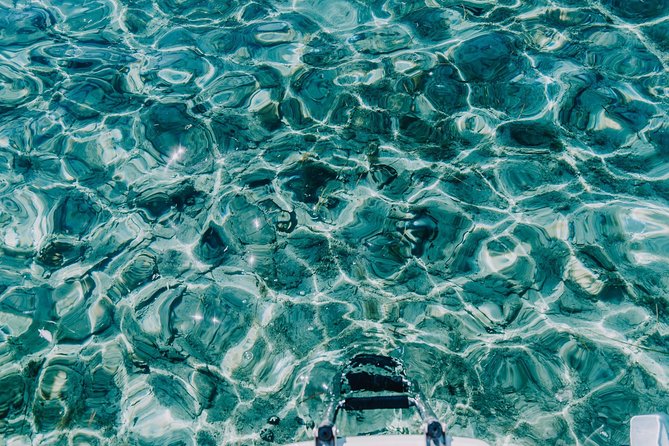 Blue Lagoon & Wine tasting - 3 islands tour - Who should book this tour, and who should skip it