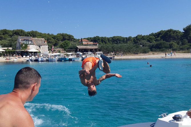 Bol and Hvar Island Private Boat Trip from Split or Trogir - Hvar town plus Fortica: sightseeing with a viewpoint payoff
