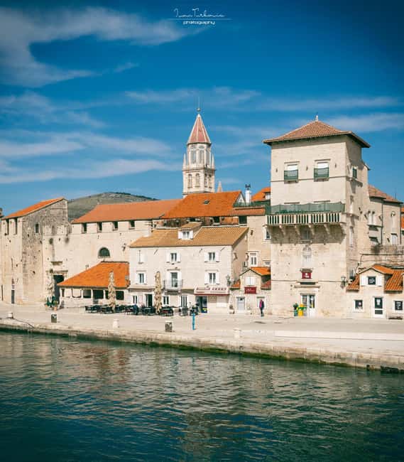 Discover Trogir: Guided Walking Tour of a Medieval Gem - Kamerlengo fortress area: quick high views over the Adriatic