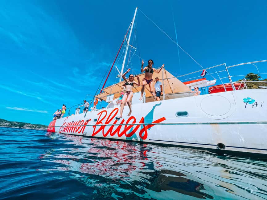 From Brač Island: Catamaran Tour with Food & Drinks - Who should book this Brač catamaran day trip