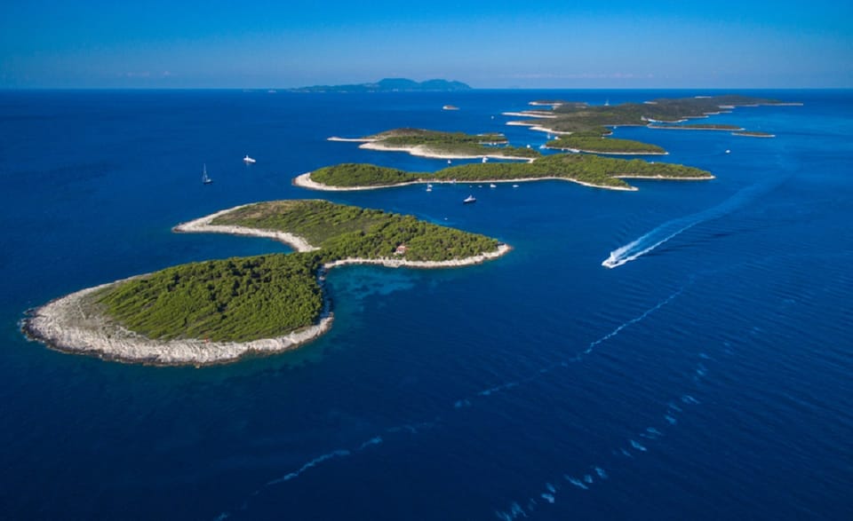 From Split: Blue Cave & 5 Islands Amazing Speedboat Tour - Blue Cave on Biševo: the main event, and how you’ll spend it