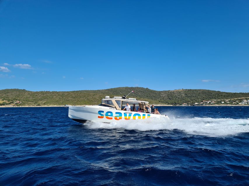 From Split: Luxury Cabin Boat Tour to The Blue Cave and Hvar - Crew and Guide: What the Human Touch Adds