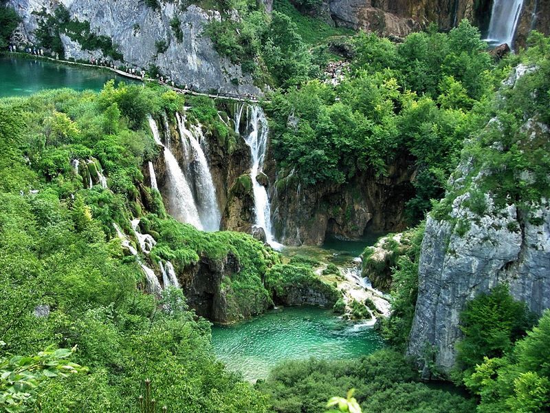 From Split or Trogir: Plitvice Lakes Private Tour - Vila Velebita Lunch Break and Your Free Time in the Park