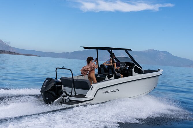 Full-Day Private Boat Tour in Croatia - Stop 2 on Šolta: Maslinica bay, Nečujam wreck snorkeling, and Stomorska food stops