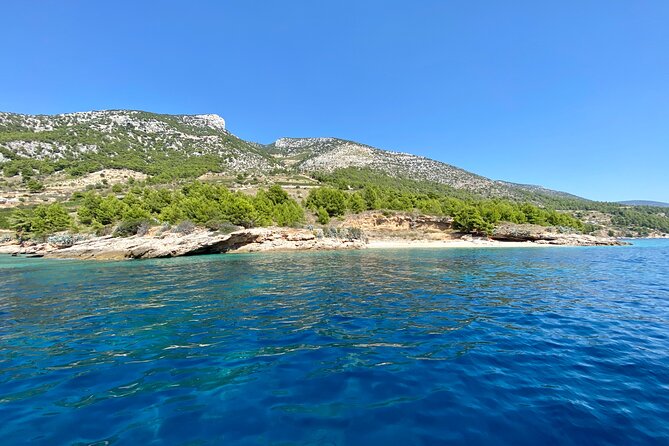 Full-Day PRIVATE Tour to ZLATNI RAT & HVAR - What’s included: the “you’ll use this” list