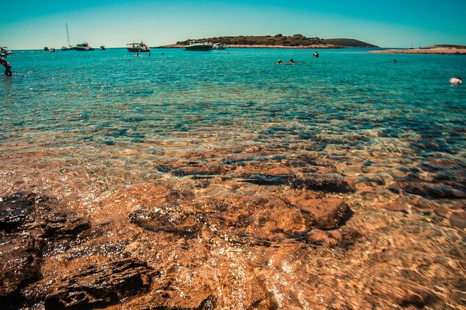 Fully customized private boat trip from Trogir and Split - A private boat day from Trogir and Split: what it gets you