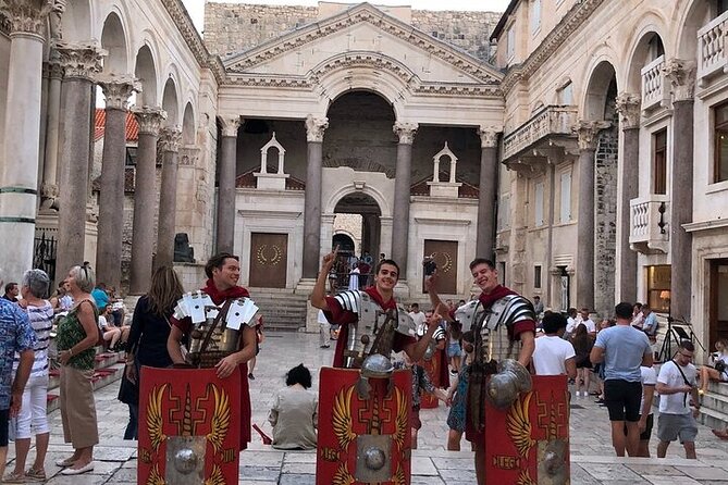 Game Of Thrones Split Walking Tour - Vestibulum stop: ambush energy at the Sons of the Harpy moment