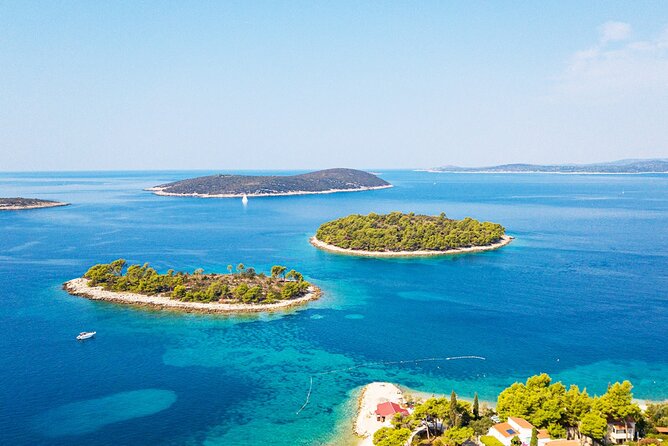 Half day speedboat tour to Solta island & Blue Lagoon from Trogir - Small-group speedboat comfort: 6–10 people changes the whole vibe
