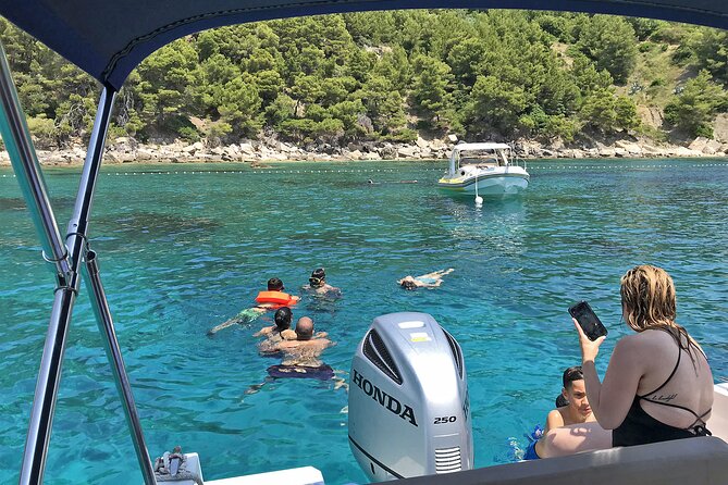 Hvar & Pakleni islands - Private speedboat tour - Lunch planning: not included, but you can still eat well