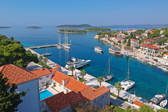 Islands Brač, Šolta & Blue lagoon - Private speedboat tour - Necujam Bay on Šolta: the biggest bay, plus shipwreck scenery