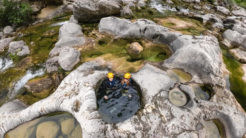 Iz Omisa/Zadvarija: Extremni Canyoning na rijeci Cetini - Gear check: 5mm neoprene, harness, helmet, and a safety mindset