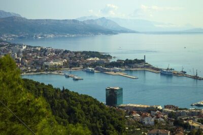 Private Arrival Transfer: Split Airport to Split, Trogir, Makarska,Tucepi and Baska Voda Hotels - Getting from Split Airport to your hotel towns (and what changes by destination)