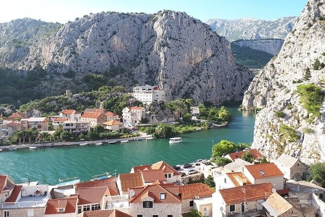 Private Arrival Transfer: Split Airport to Split, Trogir, Makarska,Tucepi and Baska Voda Hotels - What’s included (and what you’ll need to handle yourself)