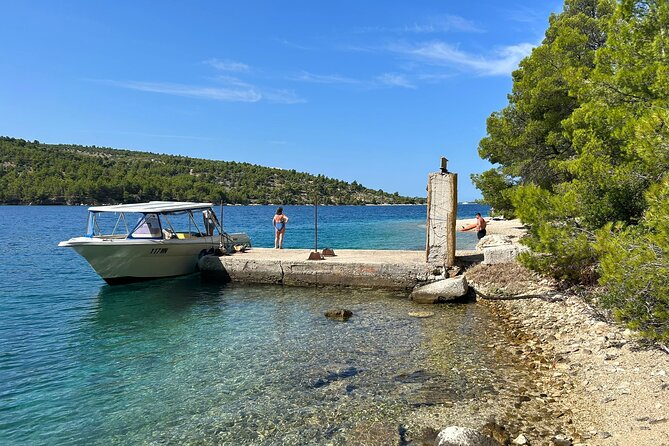 Private Blue Lagoon and Hidden Bays tour from Split & Brac for 12 - Trogir UNESCO in just 1 hour: how to make it count