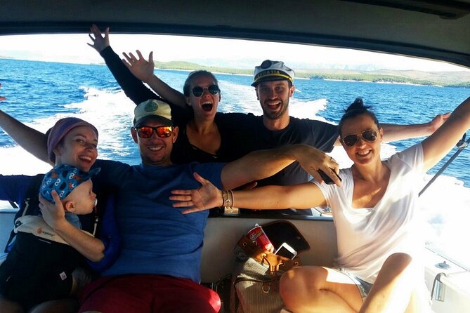 Private boat tour for small groups to Blue Lagoon and Solta Island - Your 9-hour plan, stop by stop