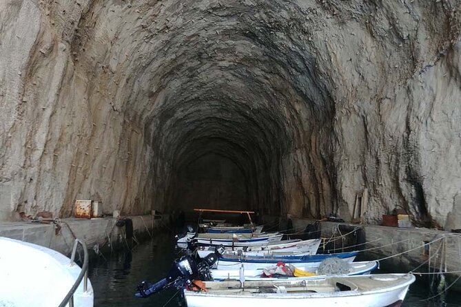 Private Boat Tour to Brac and Solta islands: Non-Touristy Itinerary - Skipper quality matters: names that came up for this Ambis Charter style
