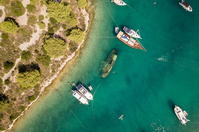 Private Boat tour to the Blue Lagoon & Solta - Swim, Snorkel, Tan and Relax! - Skipper Stipe and the private rhythm that keeps crowds away