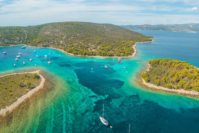 Private Captain Tailored tour - from Split and Trogir - Island options: Blue Lagoon, shipwrecks, and the Solta/Brač/Hvar mix