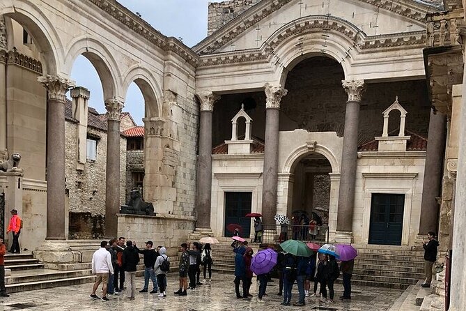 Private History Split Walking Tour in Italian - Small group - Stop 4: The Golden Gate, the Gregory of Nin link, and a language clue you won’t forget