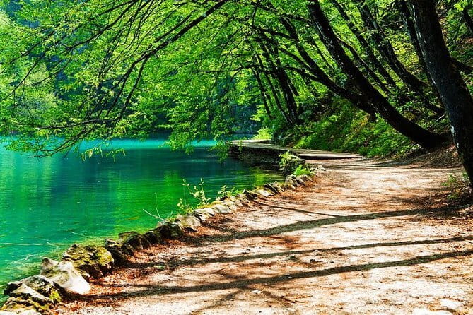 Private Plitvice lakes tour from Split - The guide experience: why names and details matter in Plitvice