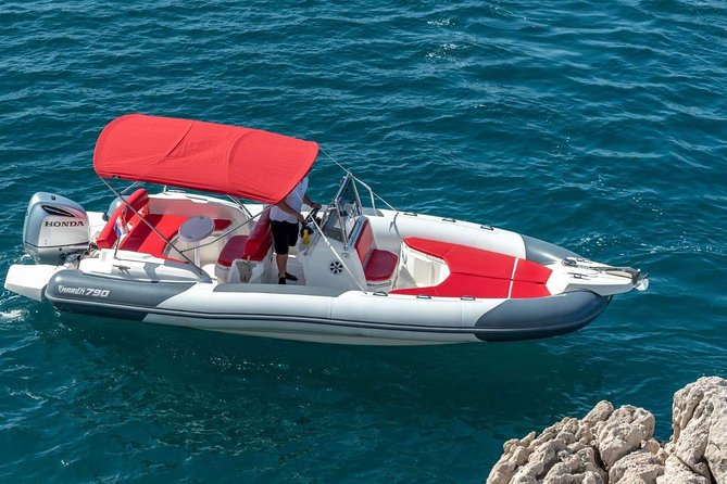 Private speedboat tour to Blue cave, Vis and Hvar - Included extras that make you feel like you planned ahead