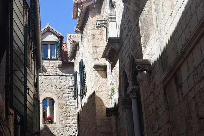 Private Split City Walking Tour - Spanish Guide - Stop 3: The City Clock and the 24-hour sun