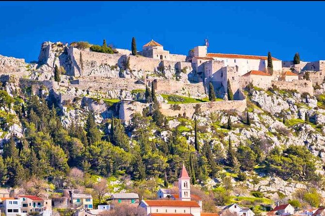 Private Split & Klis Fortress Tour, Olive Museum & Port Pickup - Service, language, and small practical notes that matter