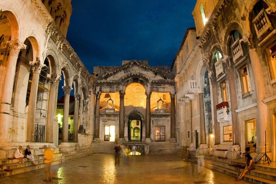 Private Split & Trogir Wine Tasting & Vineyard with Sea View - Trogir’s UNESCO Old Town: Guided Highlights Plus Breathing Room