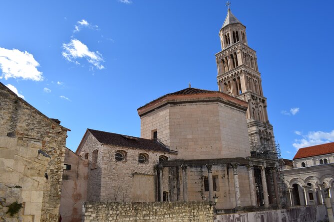 Private Split Walking Tour with Diocletian's Palace - Riva Harbor promenade: finishing with a sea-air reset