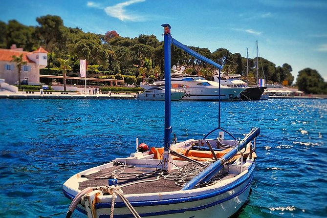 Private Sunset Tour from Trogir by Speedboat - The return at night: seeing Trogir from the water
