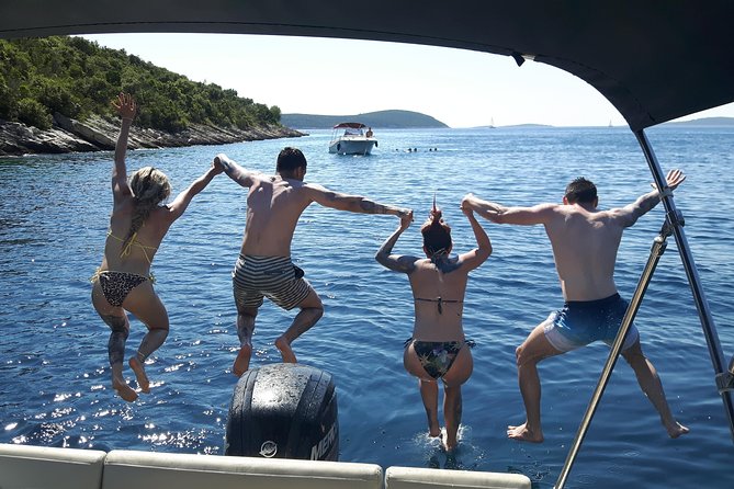 Private Sunset Tour from Trogir by Speedboat - Where you meet: Kamerlengo Castle and getting there fast