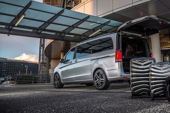 Private Transfer from Split Airport to Makarska - Private means your group stays in control