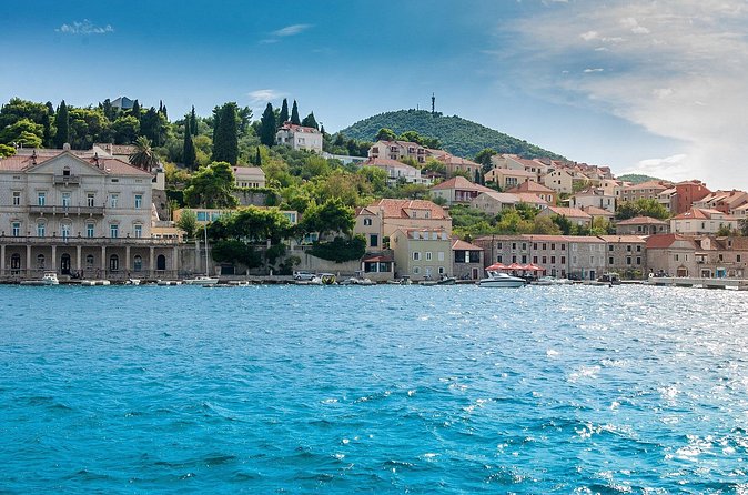 Private transfer from Split to Dubrovnik with 2h sightseeing stop in Ston - Vehicles for 1 to 14 people: comfort that matches your group