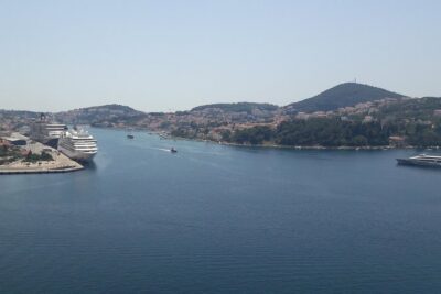 Private transfer from Split to Dubrovnik with side-trip to Ston - Ston in one hour: how to choose your best moments
