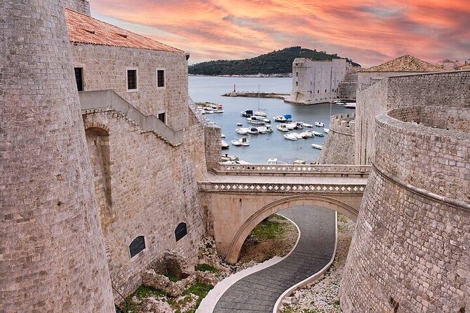 Private transfer: Split to Dubrovnik with side-trip to Makarska - Dubrovnik drop-off reality: Pile Gate for many central hotels