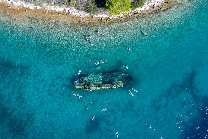 Private VIP Blue Lagoon and 3 Islands Tour - Necujam and Shipwreck Bay: snorkeling with a story behind it