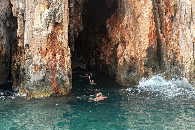 Red Rocks and Hvar Full Day Tour from Split and Brac - Price and value: what $166.65 buys you (and why it can be worth it)