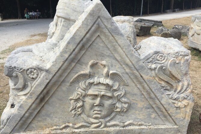 Salona & Amphitheater - Private guided tour - Admission incl. - Tusculum and the bishop’s palace: power and administration in stone fragments