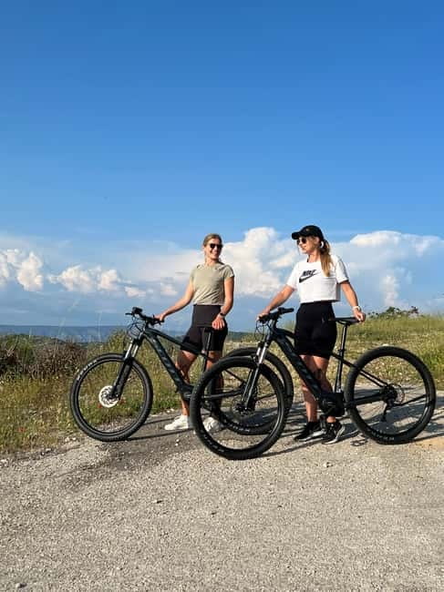 Self-guided mountain bike tour (non-electric) - Riding Hvar’s Quiet Roads for Real Views