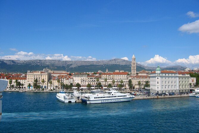 Sightseeing Split's Roman Ruins: A Self-Guided Audio Tour - Inner-Town Stops: Traces of Palaca Cindro, Old City Hall, Standarac, Chapel