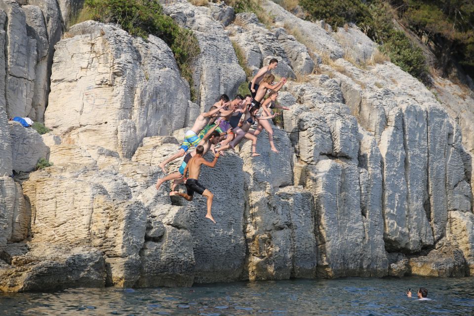 Split 4-Hour Guided Sea Kayak Tour - Sustipan Cliff: 40 Meters Above the Sea and Serious Fun Energy